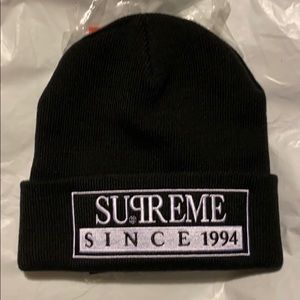 Supreme / Black / 2020 spring/summer beanie